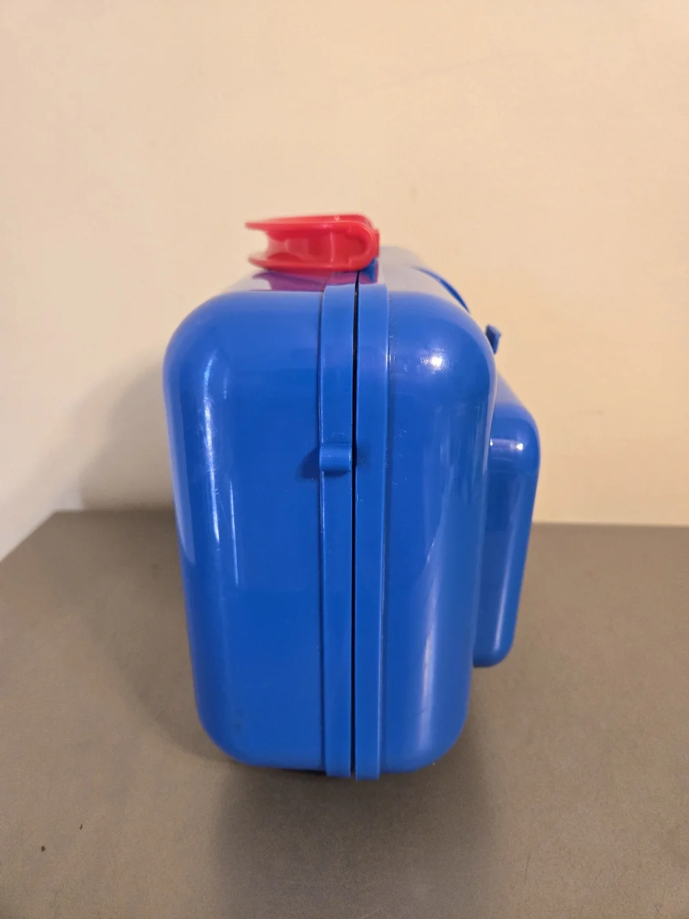 Vintage 2005 Thomas & Friends Plastic Lunch Box
